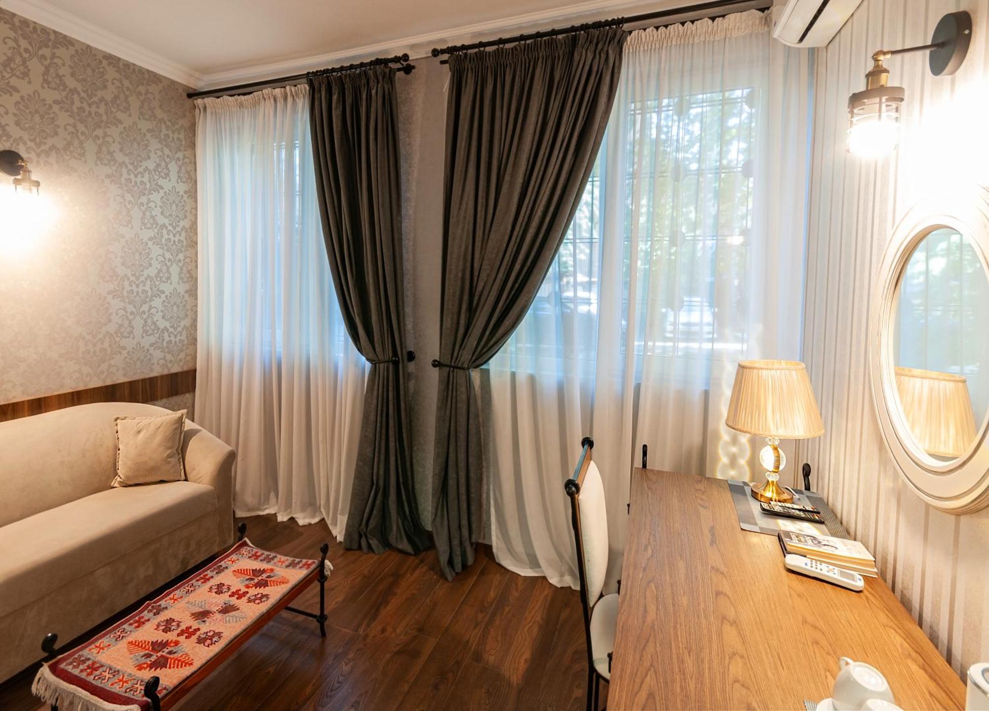 Wine Story Hotel & Club 第比利斯 外观 照片